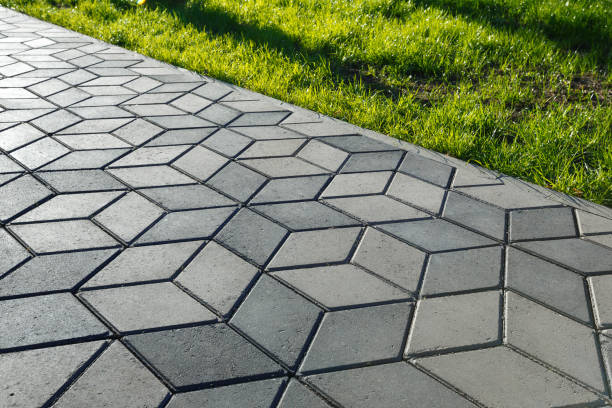 Best Driveway Pavers Near Me  in Elgin, IL